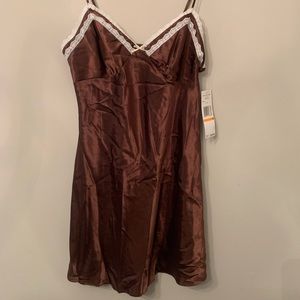 NWT Jones New York intimates